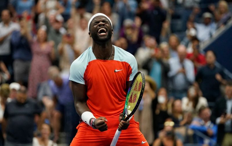 Tiafoe không chỉ mạnh mẽ trong từng cú đánh, mà còn truyền cảm hứng mạnh mẽ cho cả thế giới tennis